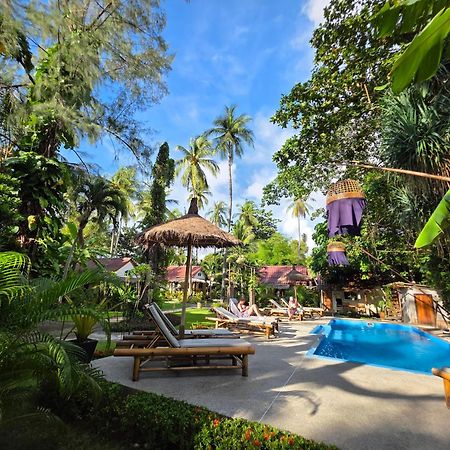 The Mellow Mango Koh Lanta Exterior photo
