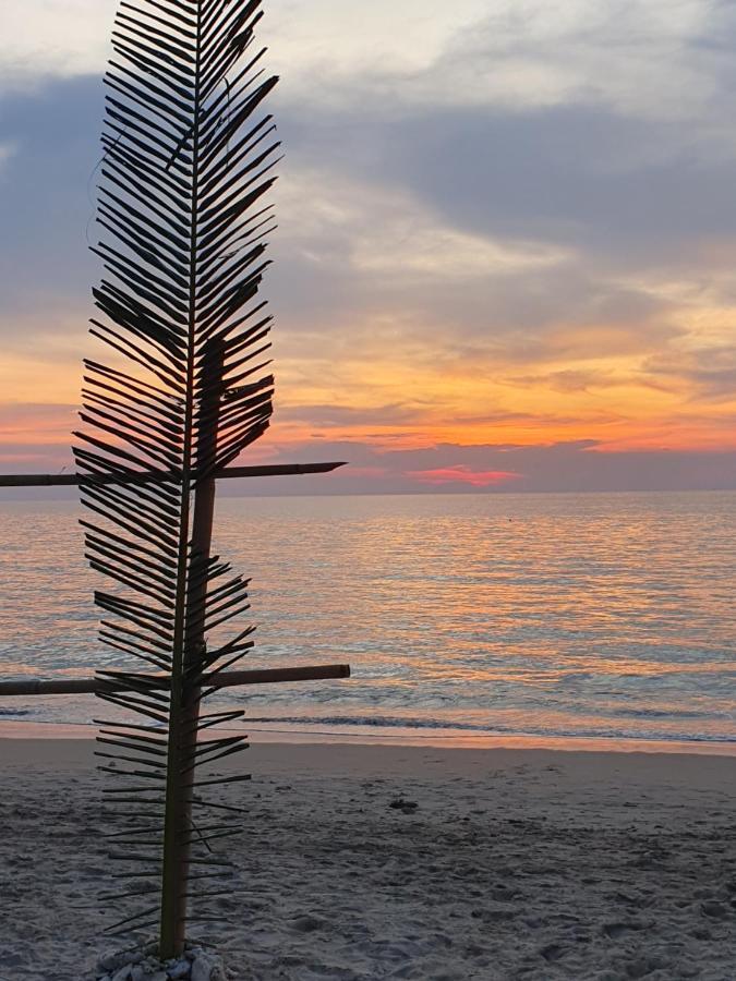 The Mellow Mango Koh Lanta Exterior photo