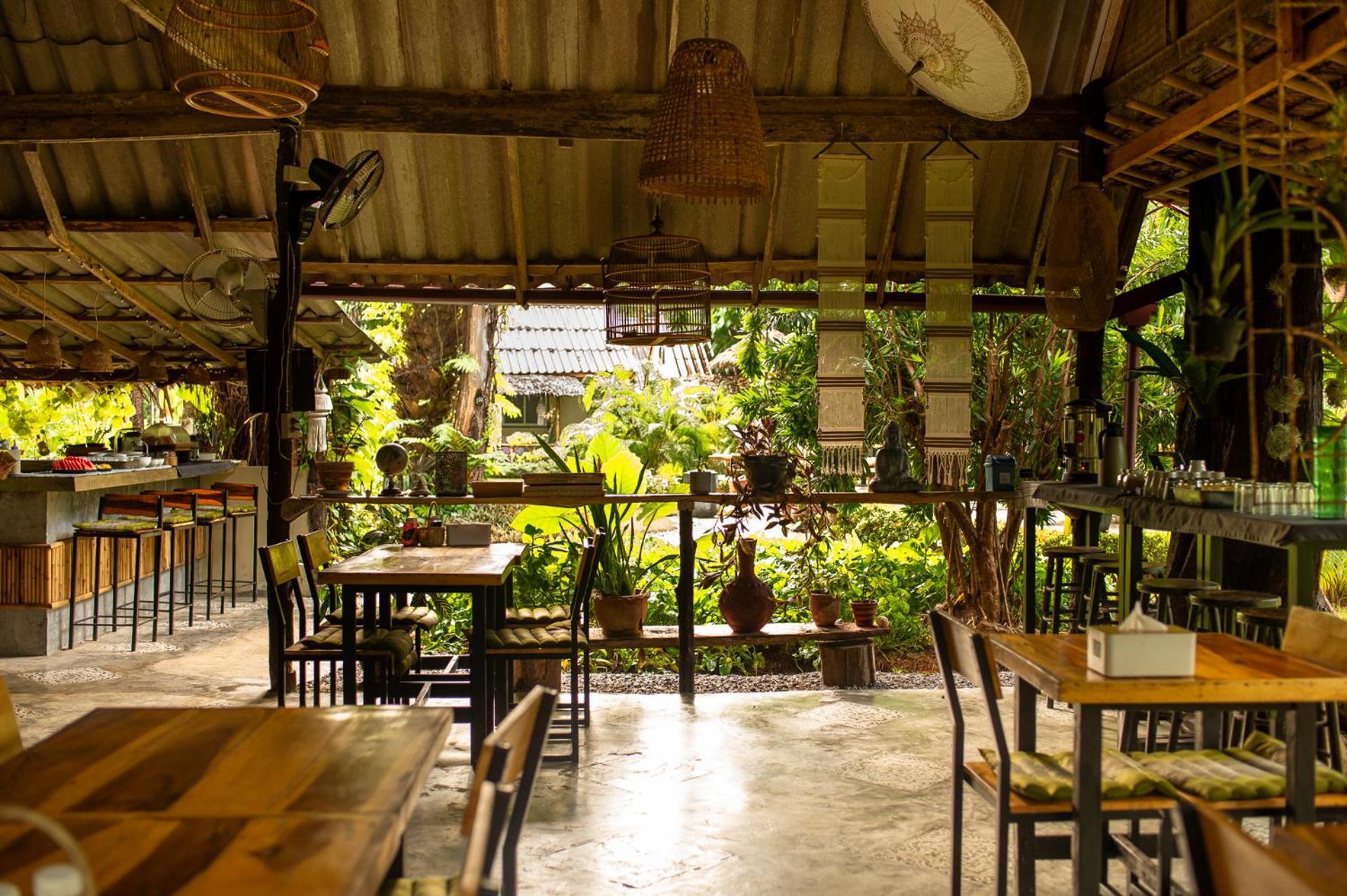 The Mellow Mango Koh Lanta Exterior photo
