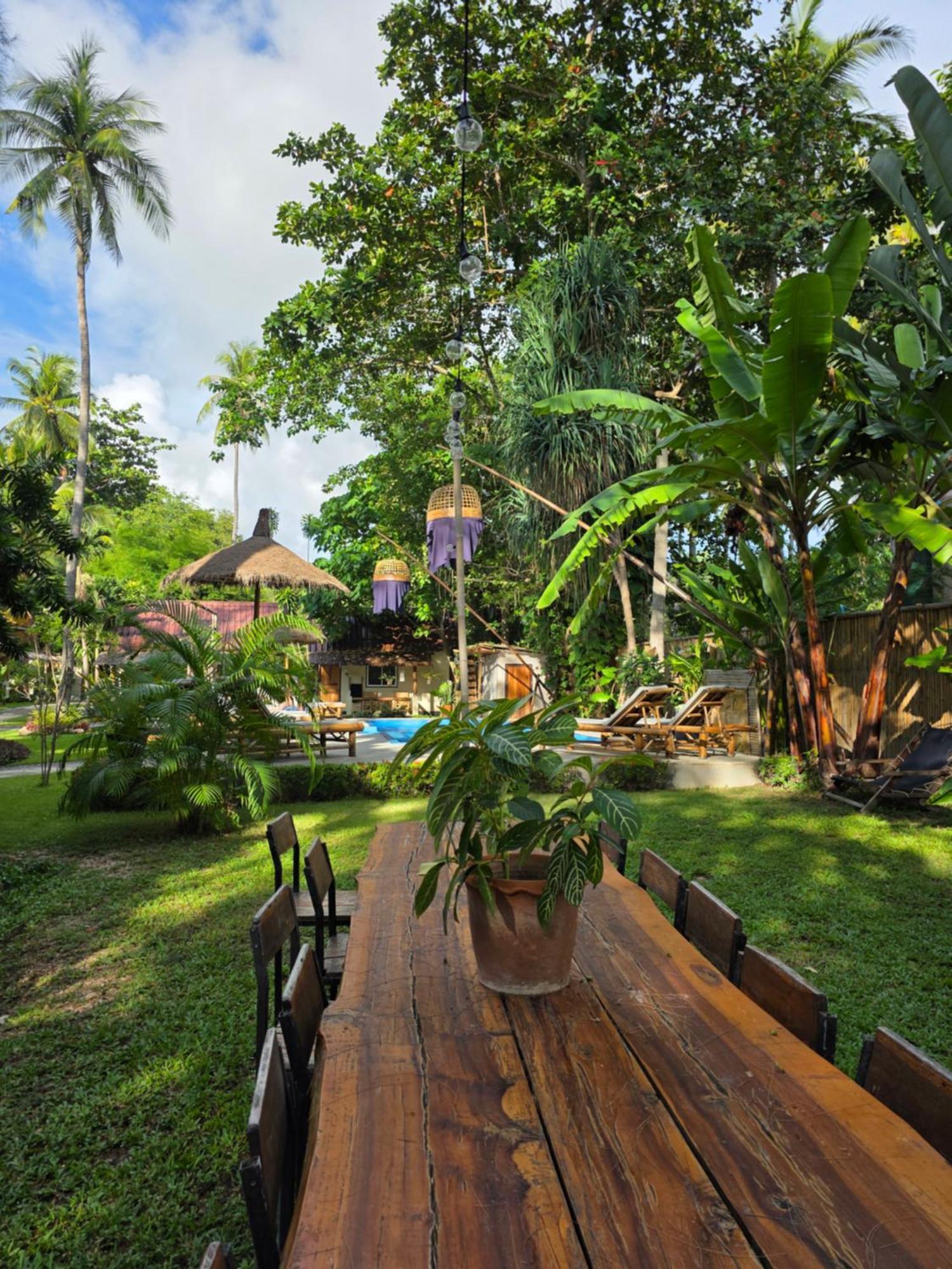 The Mellow Mango Koh Lanta Exterior photo